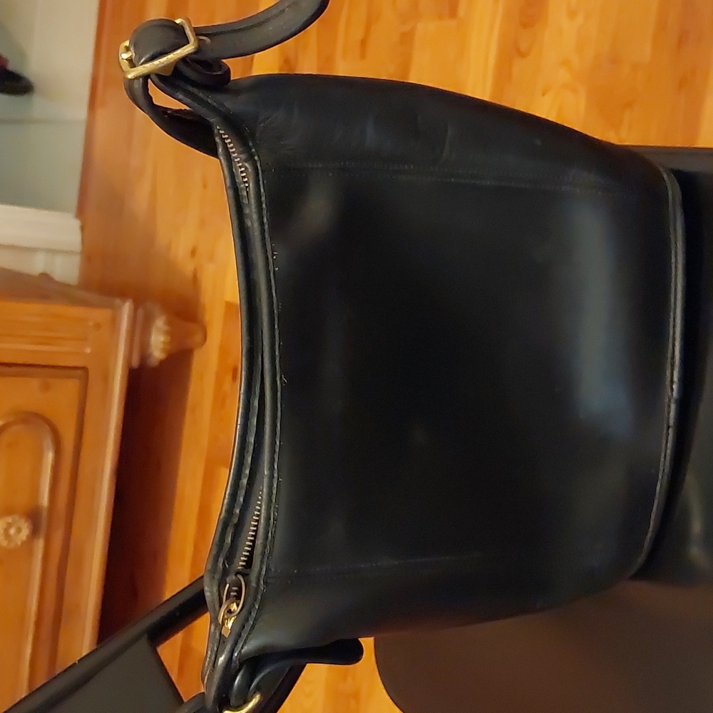 VINTAGE-COACH Shoulder strap/crossbody leather purse Please look at ALL pics!!!! - Picture 2 of 12